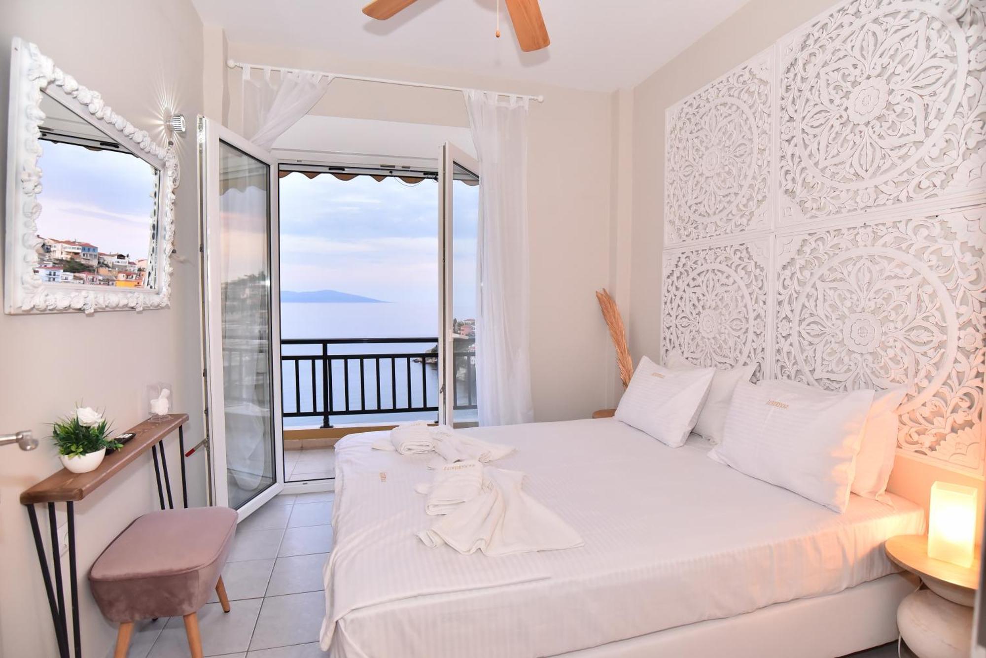 Infinity Blue Lux Suit Kavala Exterior foto